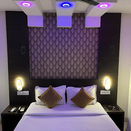 The Porch Inn Hotel/Service Apartments Bangalore Luaran gambar