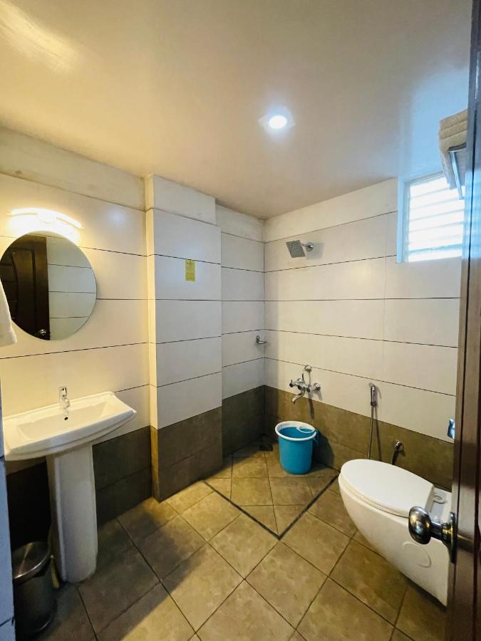 The Porch Inn Hotel/Service Apartments Bangalore Luaran gambar