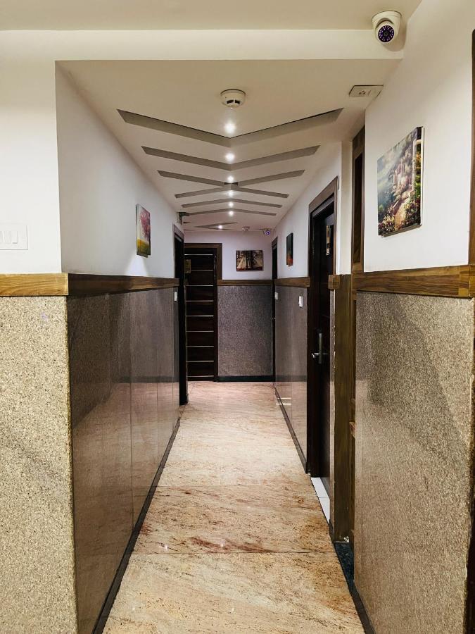 The Porch Inn Hotel/Service Apartments Bangalore Luaran gambar