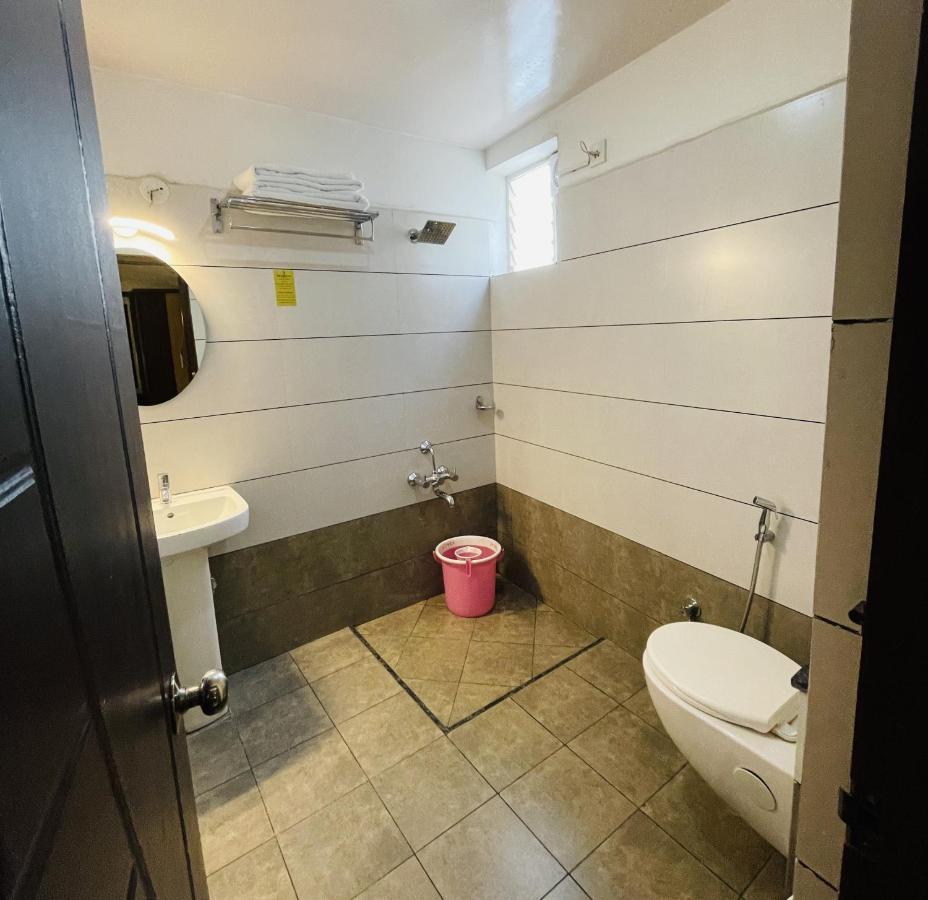 The Porch Inn Hotel/Service Apartments Bangalore Luaran gambar