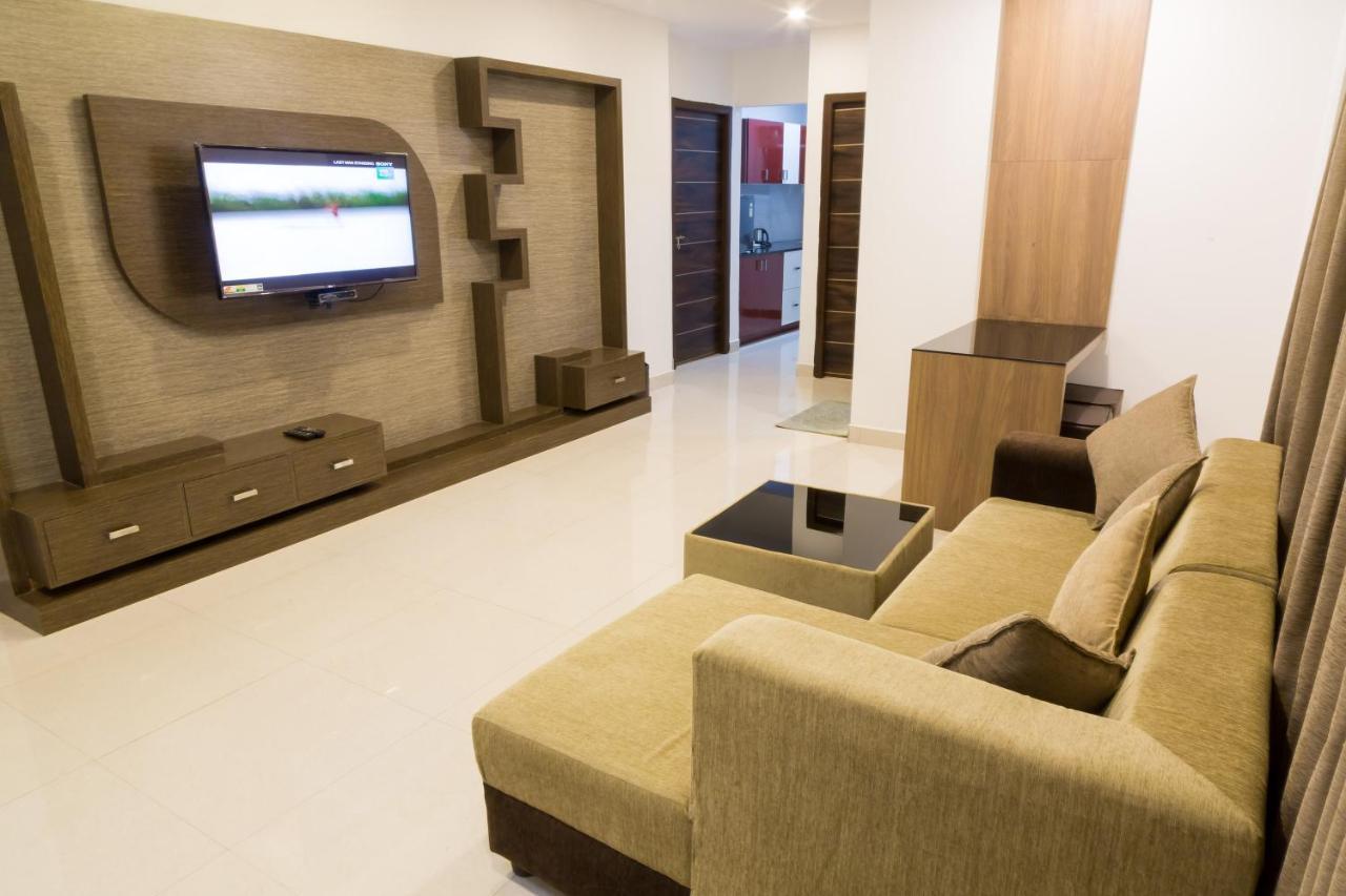 The Porch Inn Hotel/Service Apartments Bangalore Luaran gambar