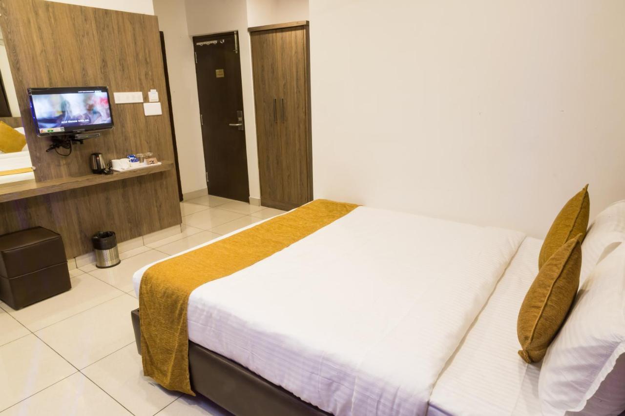 The Porch Inn Hotel/Service Apartments Bangalore Luaran gambar